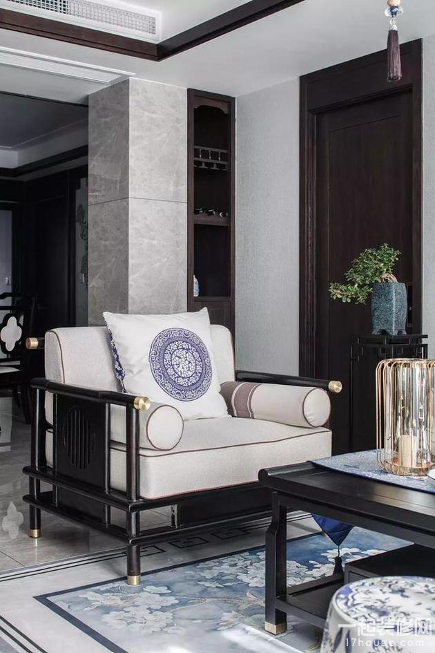 138平的新中式风大宅,无处不在的青花瓷元素好美! 138平的新中式风大宅,无处不在的青花瓷元素好美!