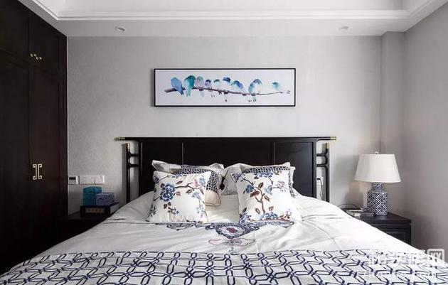 138平的新中式风大宅,无处不在的青花瓷元素好美! 138平的新中式风大宅,无处不在的青花瓷元素好美!